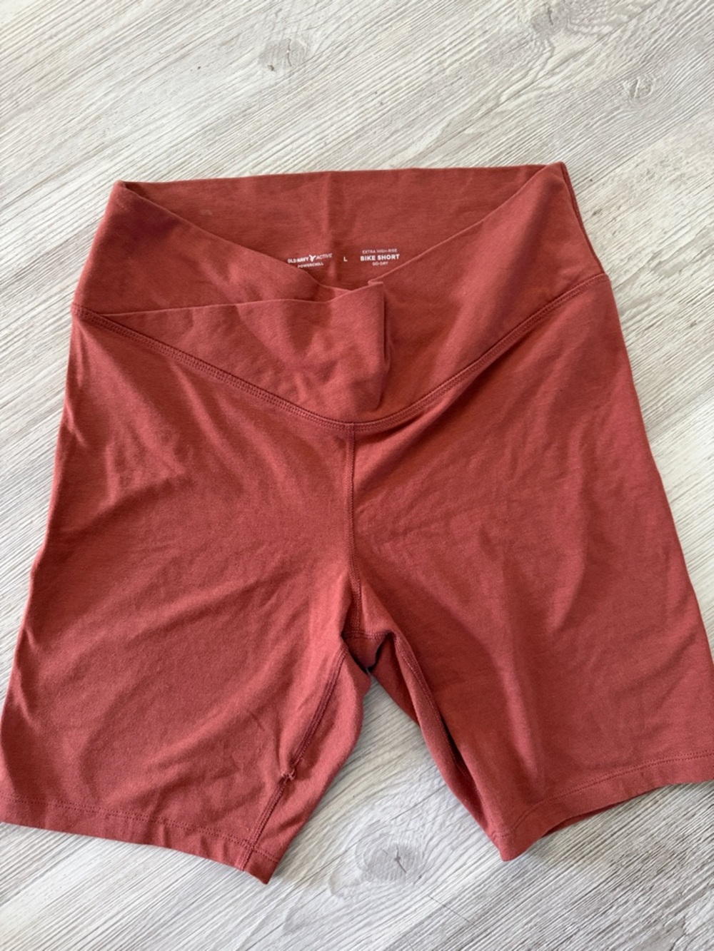 Old Navy High-Rise Bike Shorts in Rust Red